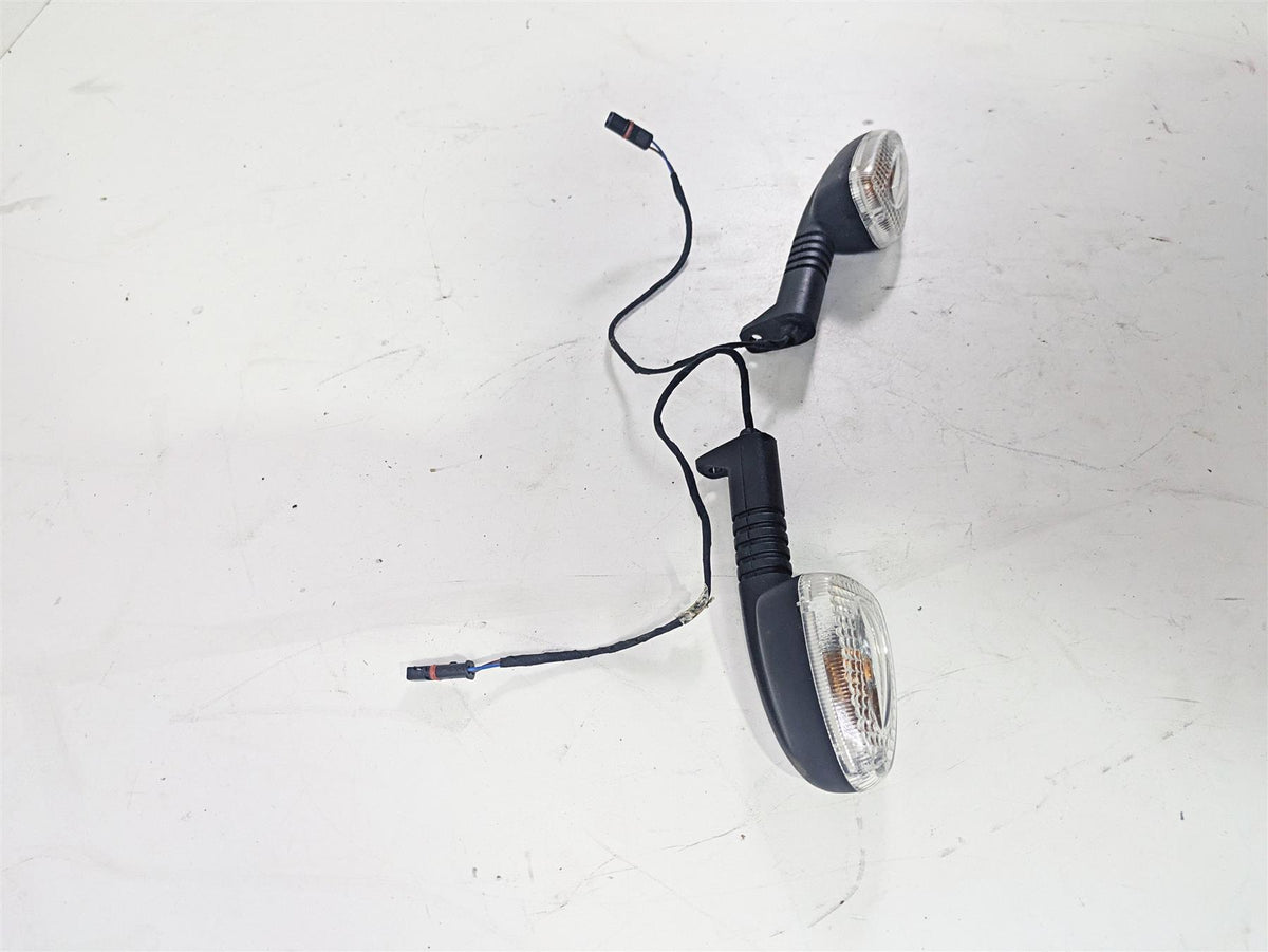 2010 BMW R1200GS K25 Front Blinker Turn Signal Set 63137667771 {{ shop.shopifyCountryName }} - Mototech271