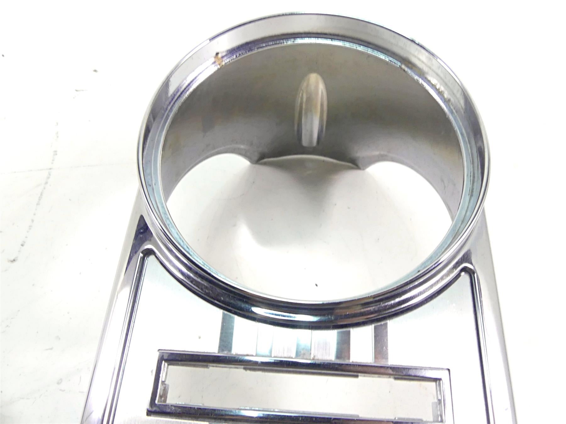 2010 Harley Touring FLHRC Road King Fuel Tank Cover Console Dash 60960-08 {{ shop.shopifyCountryName }} - Mototech271
