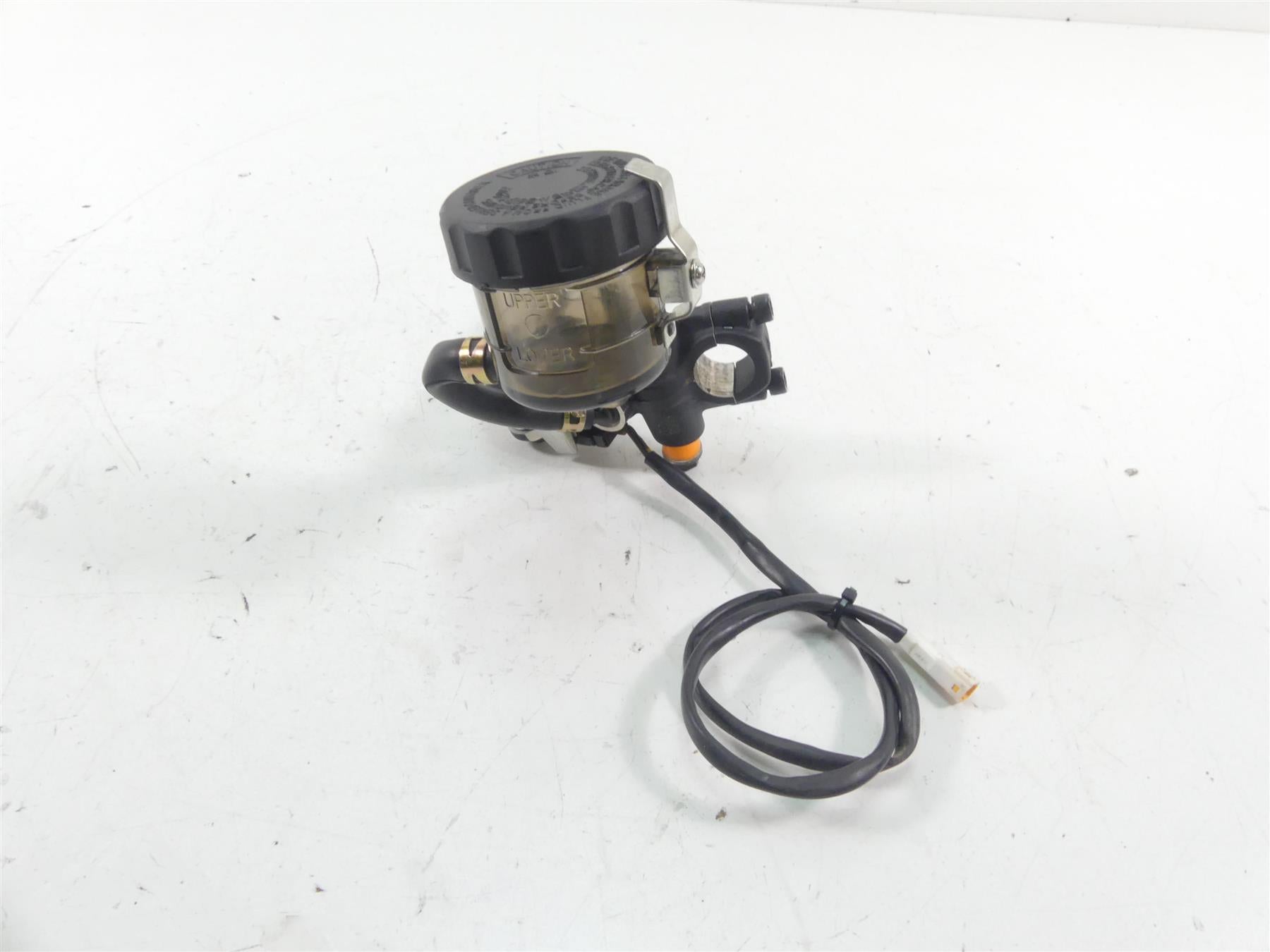 2017 Triumph Thruxton 1200 R Front Brembo Radial Brake Master Cylinder T2025929 {{ shop.shopifyCountryName }} - Mototech271