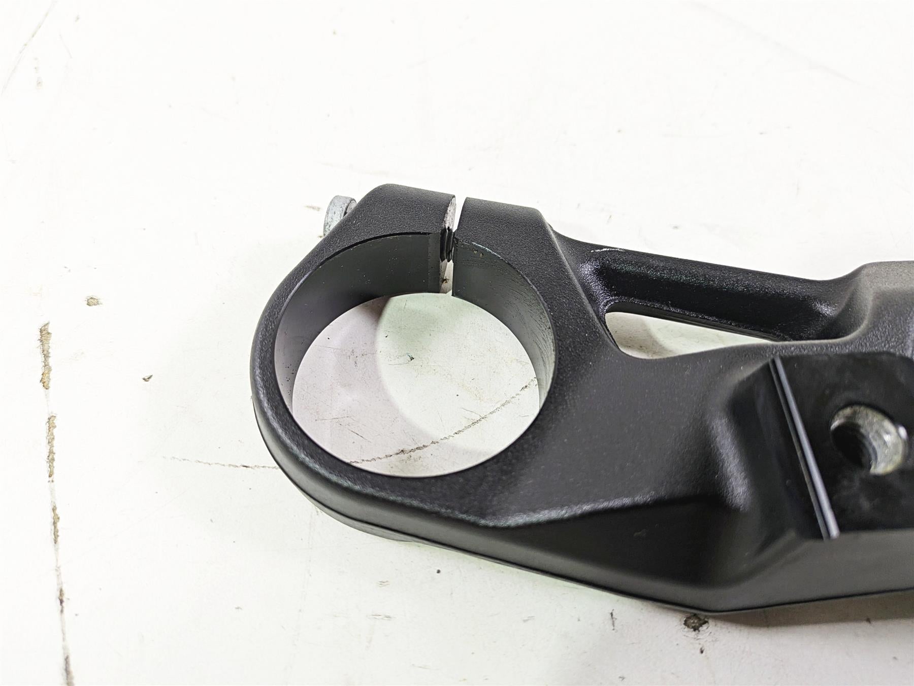 2022 KTM 1290 Super Adventure S Upper Triple Tree Steering Clamp 61901034032 {{ shop.shopifyCountryName }} - Mototech271