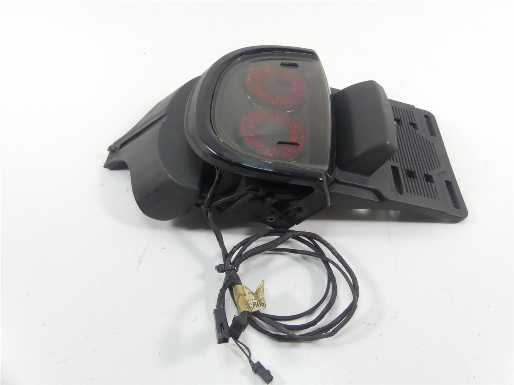 2014 Harley FXDF Dyna Fat Bob Rear Taillight Tail Light & Plate Holder 67900173 {{ shop.shopifyCountryName }} - Mototech271