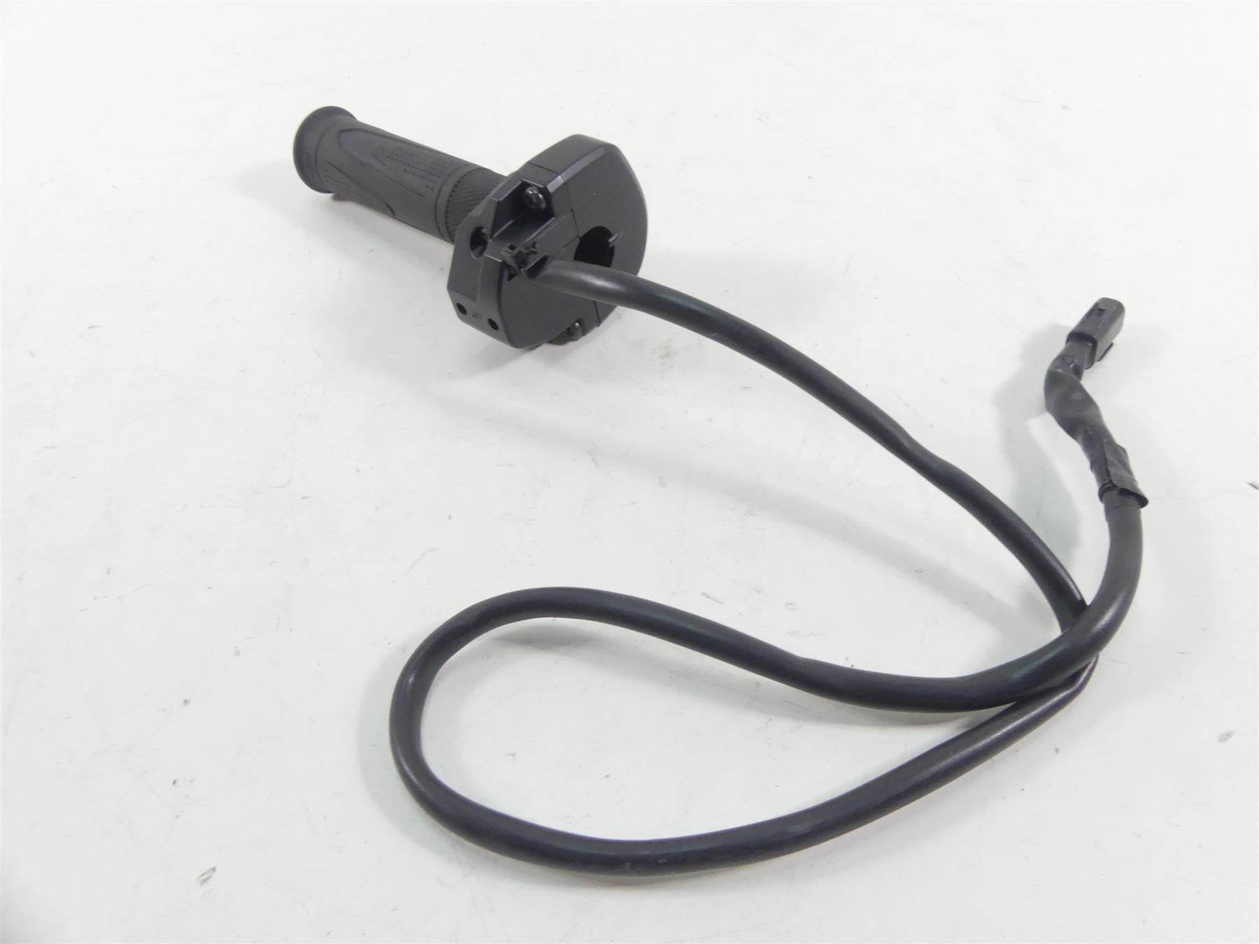 2018 Triumph Street Triple 765RS Ride Fly By Wire Throttle Grip Sensor T2042226 {{ shop.shopifyCountryName }} - Mototech271