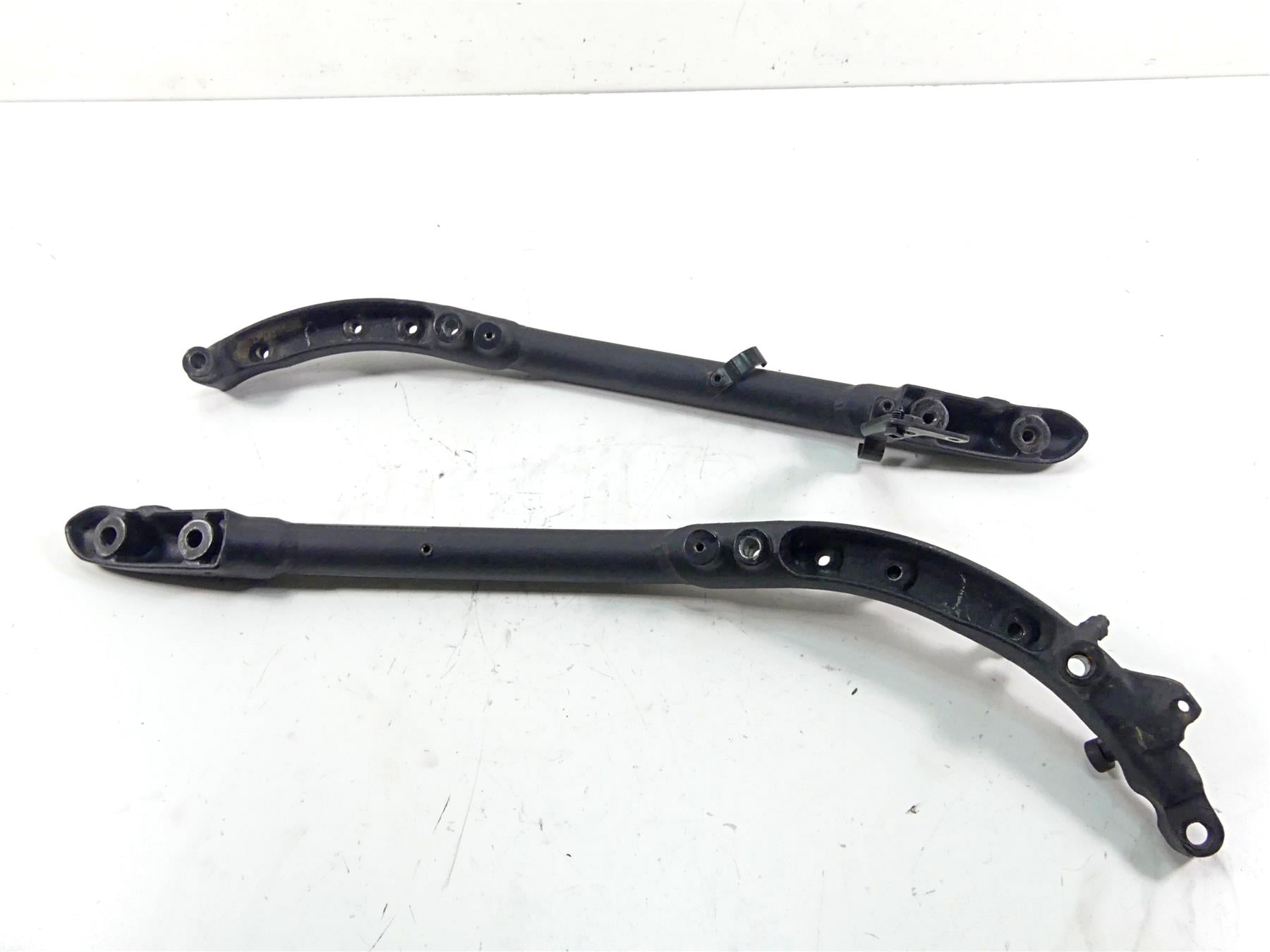 2019 Indian Chieftain Classic Front Frame Down Tube Rail Set 1018969 1018970 {{ shop.shopifyCountryName }} - Mototech271