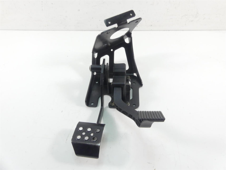 2018 Polaris General 1000 EPS Accelerator & Brake Pedal + Mount 1021772 1021765 {{ shop.shopifyCountryName }} - Mototech271