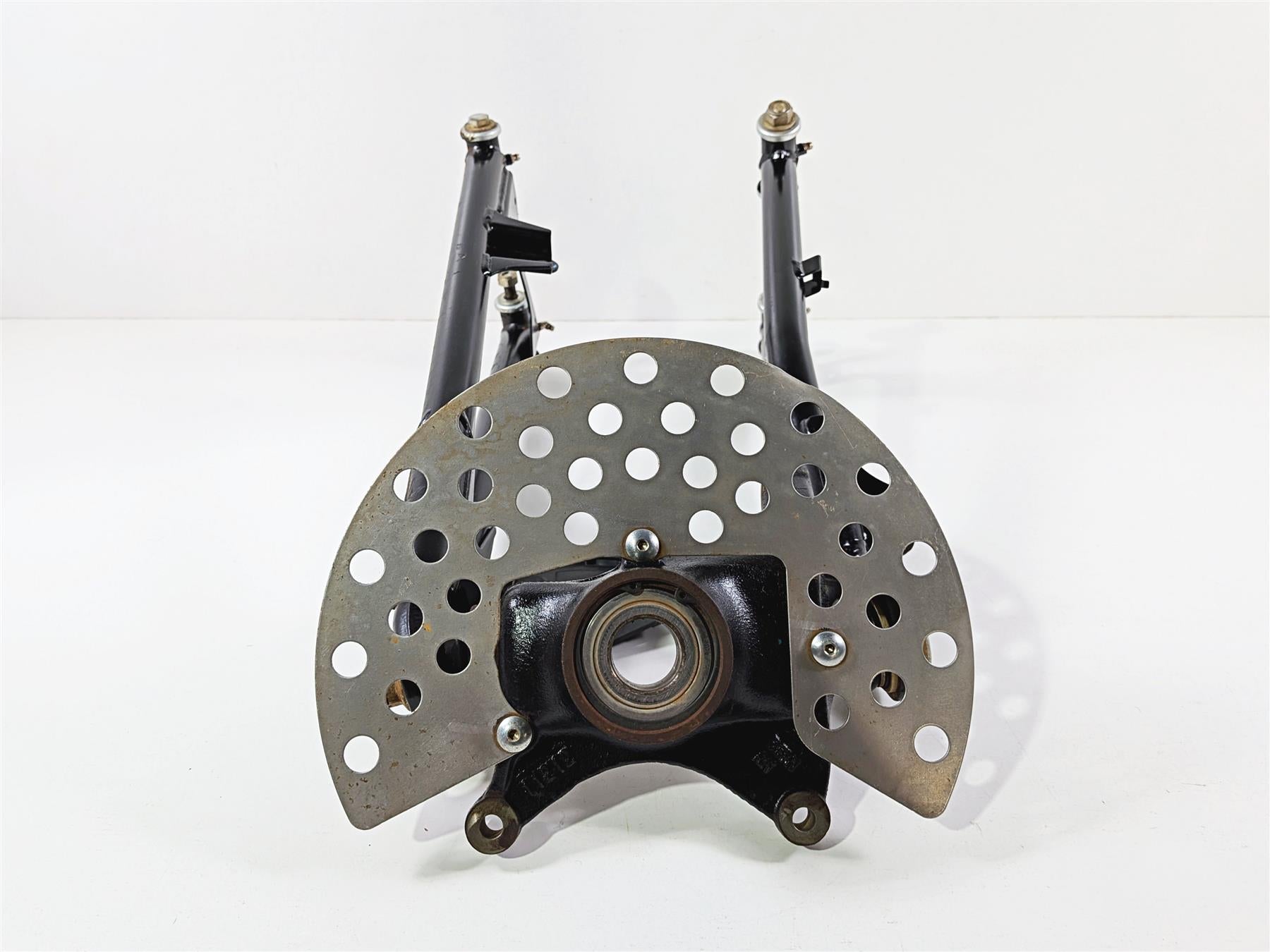 2021 Yamaha YXZ1000R EPS SS SE Front Right Knee Assembly B5H-F3502-00-00 {{ shop.shopifyCountryName }} - Mototech271