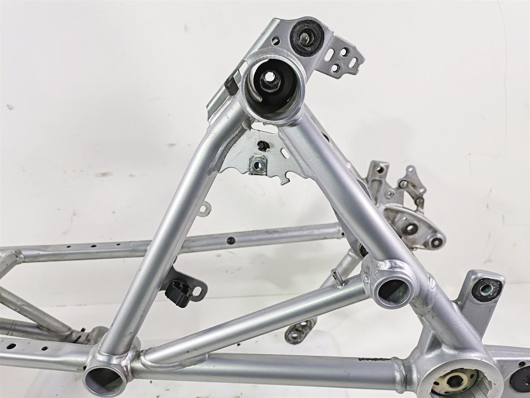 2019 BMW R1250RT K52 Straight Frame Chassis With Salvage Florida Title 46518101229 {{ shop.shopifyCountryName }} - Mototech271