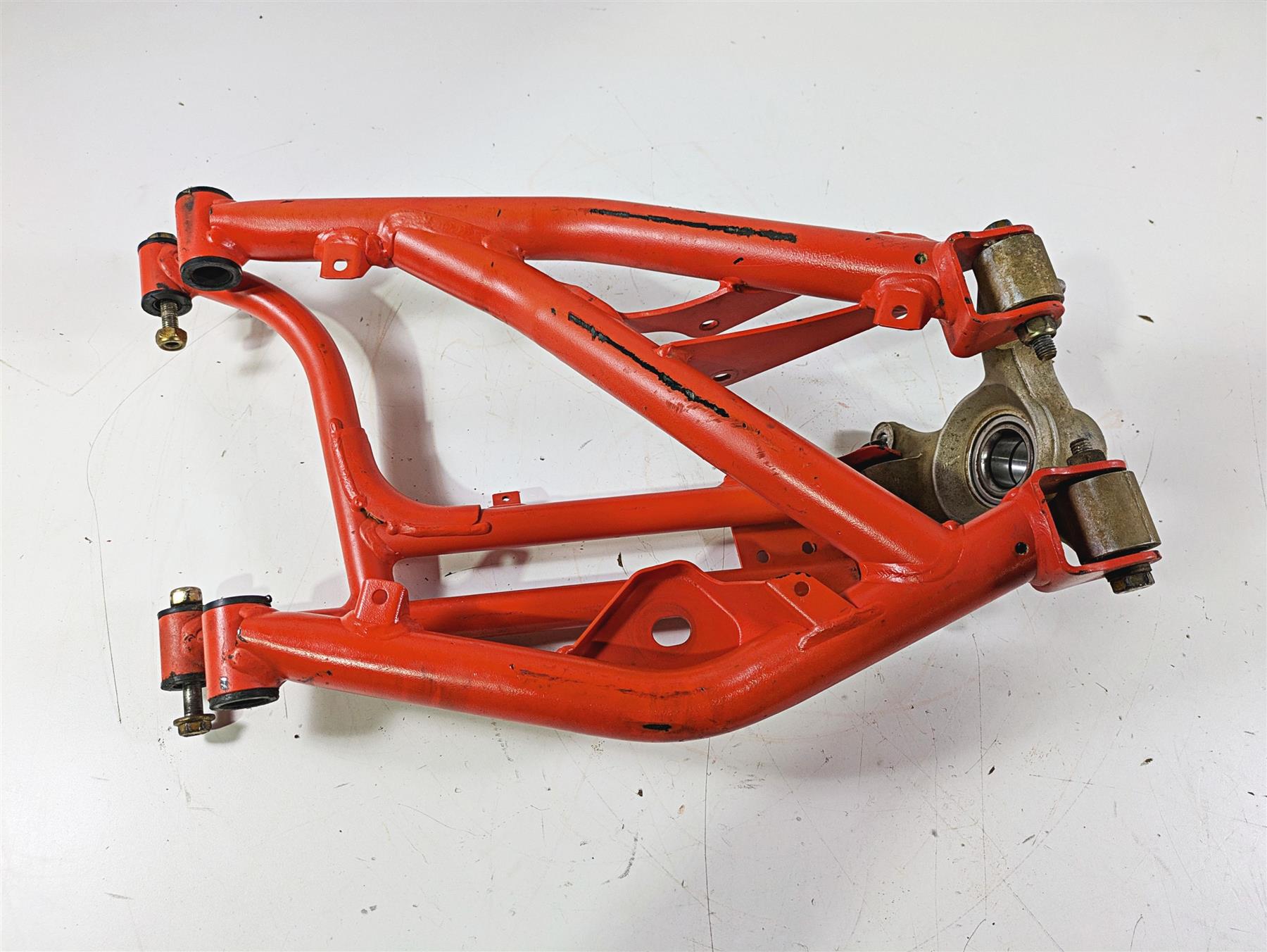 2022 Can-Am Defender XMR HD10 Rear Right Control Arm Knee Magma Red 706004550 {{ shop.shopifyCountryName }} - Mototech271