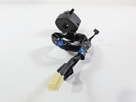 2025 Yamaha YZF R7 Nice Left Side Light Hand Control Switch BEB-83969-00-00 {{ shop.shopifyCountryName }} - Mototech271