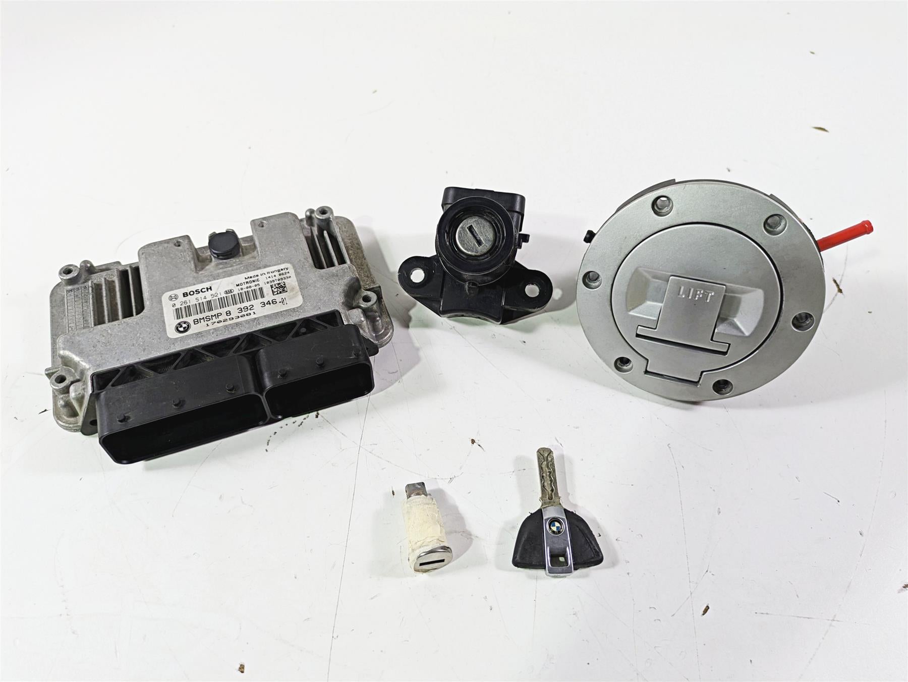 2019 BMW S1000XR K49 Cdi Ecu Ecm Ignition Switch Key Lock Set 13618392346 {{ shop.shopifyCountryName }} - Mototech271