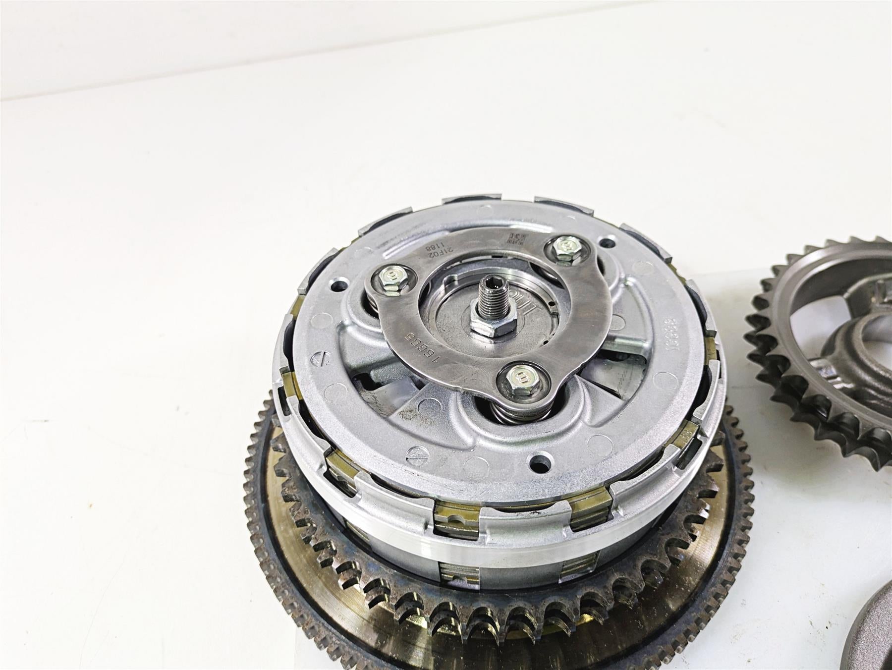 2018 Harley Softail FXFBS Fat Bob Primary Drive Clutch Kit 37000263 {{ shop.shopifyCountryName }} - Mototech271