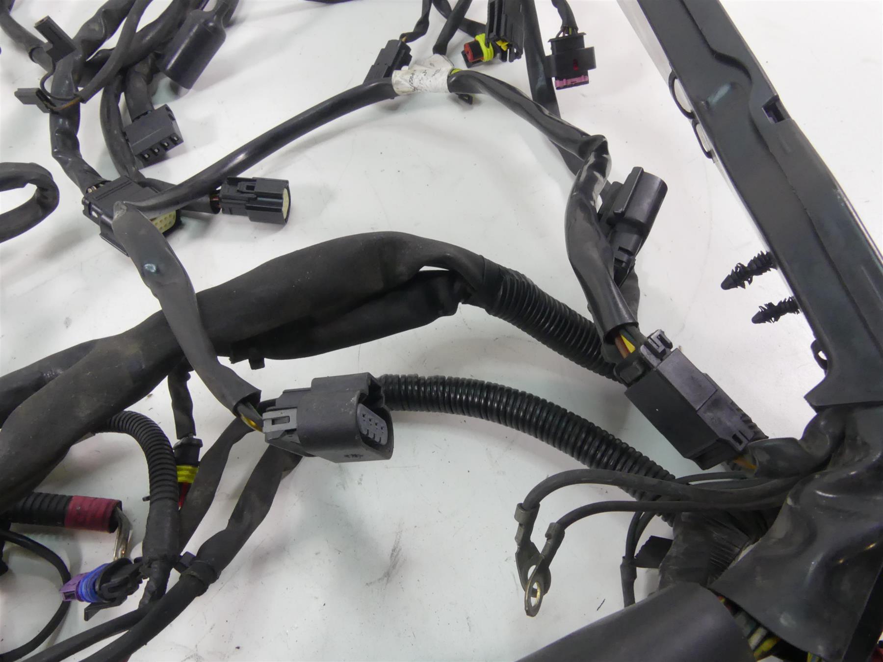 2013 Harley Touring FLTRX Road Glide Main Wiring Harness Loom - Non Abs 69200300 {{ shop.shopifyCountryName }} - Mototech271