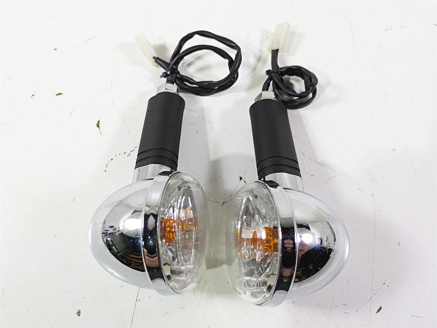 2014 Moto Guzzi California 1400 Touring Front Blinker Turn Signals READ B063029 {{ shop.shopifyCountryName }} - Mototech271