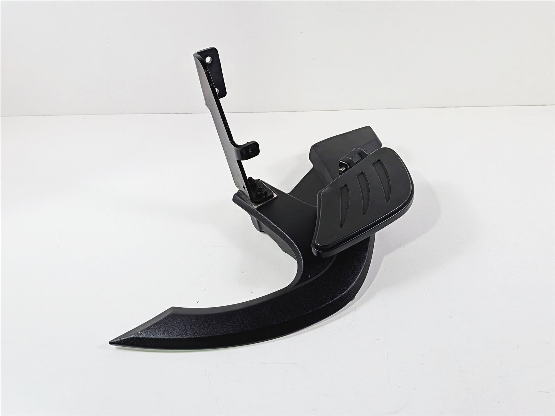 2013 Victory Vision Tour Right Rear Black Floorboard & Mount Crash Rail 5135906 {{ shop.shopifyCountryName }} - Mototech271