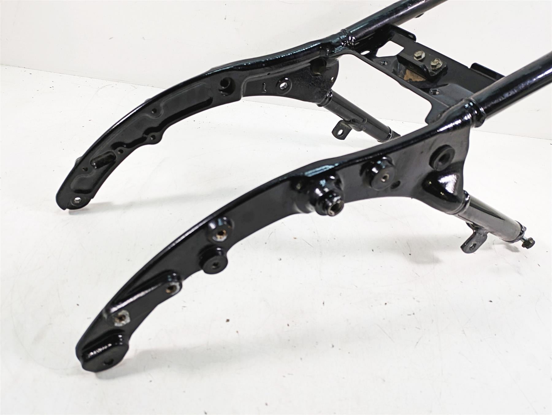 2010 Harley Touring FLHTCU Electra Glide Straight Subframe Sub Frame 48079-09BHP {{ shop.shopifyCountryName }} - Mototech271