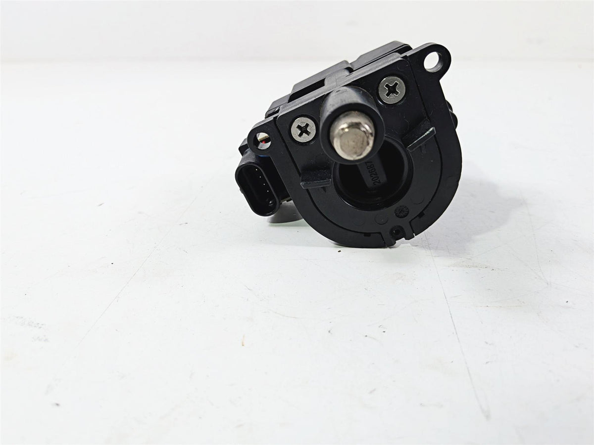 2015 Harley Touring FLTRUSE CVO Road Glide Ignition Switch Key Lock 71400090B-Mototech271