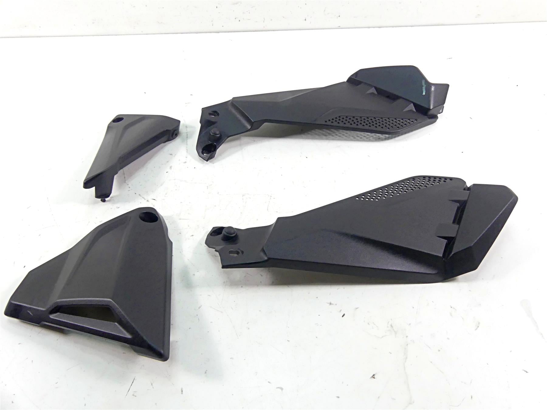 2015 BMW R1200GS GSW K50 Side Cover Fairing Cowl Set 46638528676 46638528675 {{ shop.shopifyCountryName }} - Mototech271