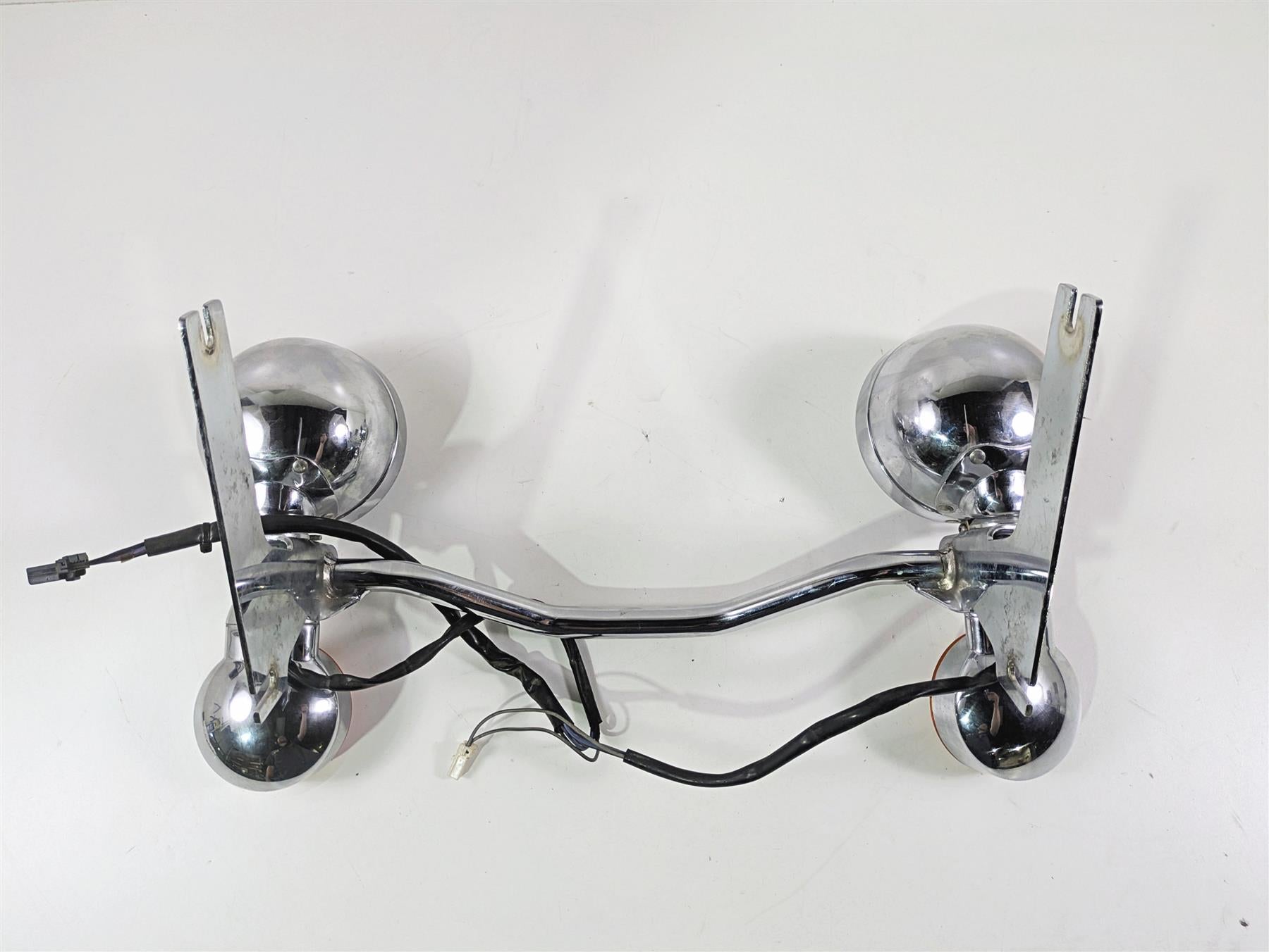 1999 Harley Touring FLHTCUI E-Glide Front LED Spotlight Blinker Bar Set 68712-94 {{ shop.shopifyCountryName }} - Mototech271