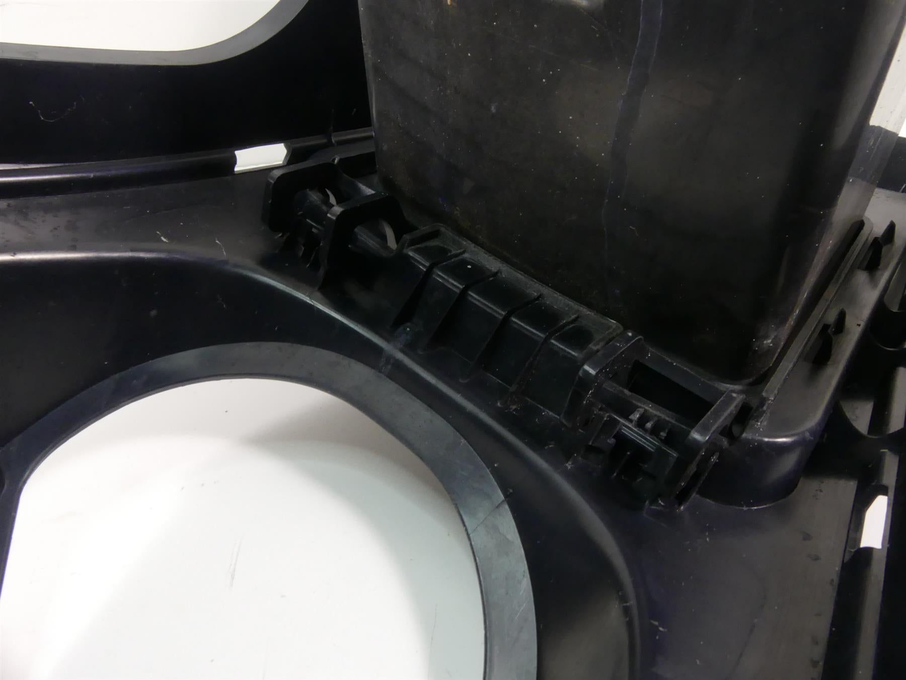 2015 Yamaha Waverunner Cruiser VX1100 Center Main Dash Cover & Bin F2X-U5554-00 {{ shop.shopifyCountryName }} - Mototech271