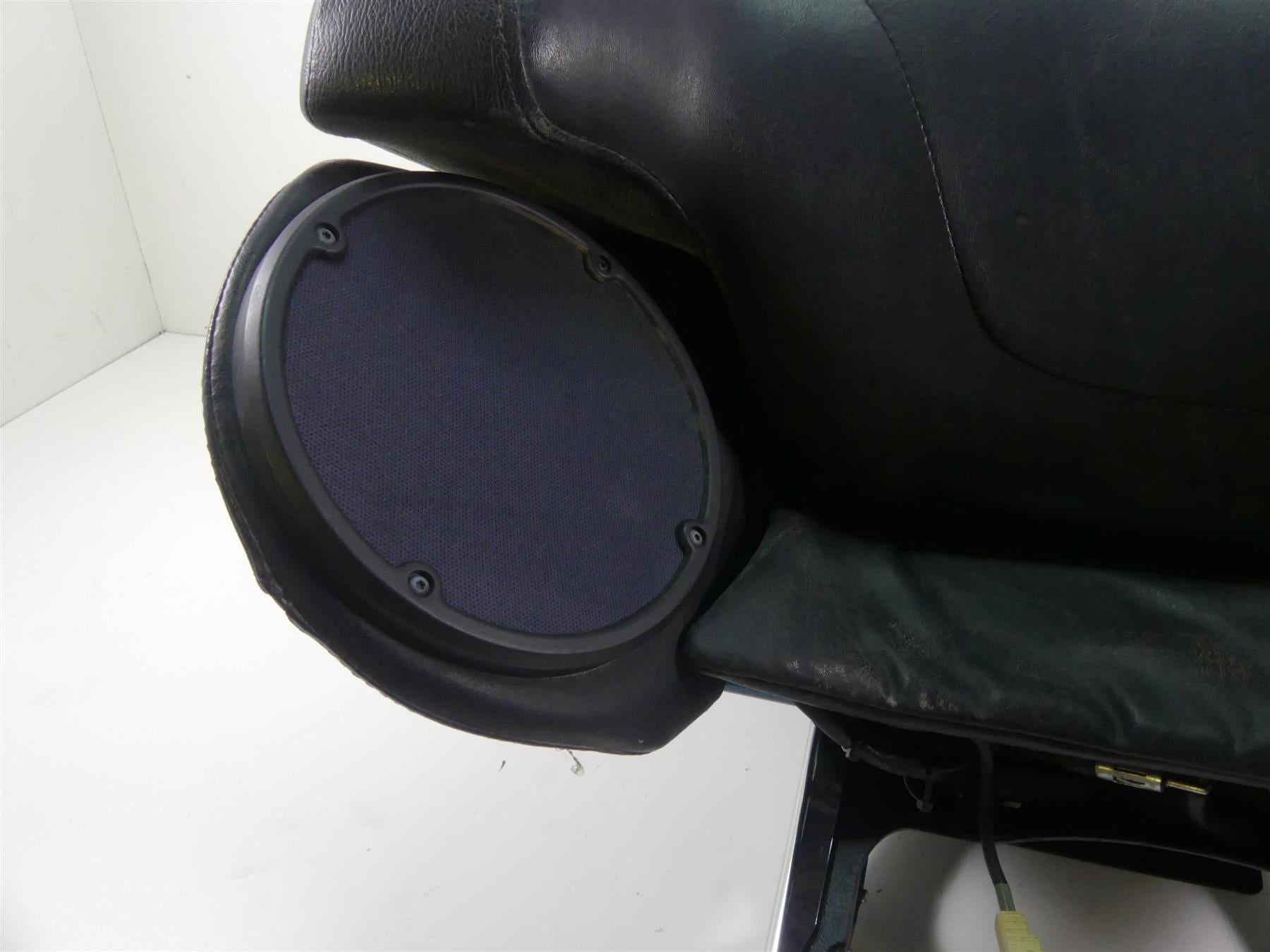 2014 Harley Touring FLHTK Electra Glide Rear Trunk Daytona Blue 53000346 {{ shop.shopifyCountryName }} - Mototech271