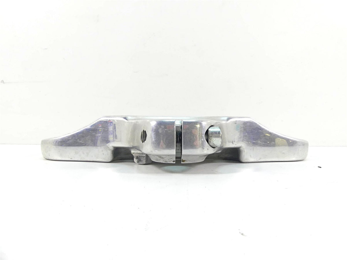 2013 Harley VRSCF Muscle Vrod Upper Triple Tree Clamp 56mm - Read 46891-09C {{ shop.shopifyCountryName }} - Mototech271