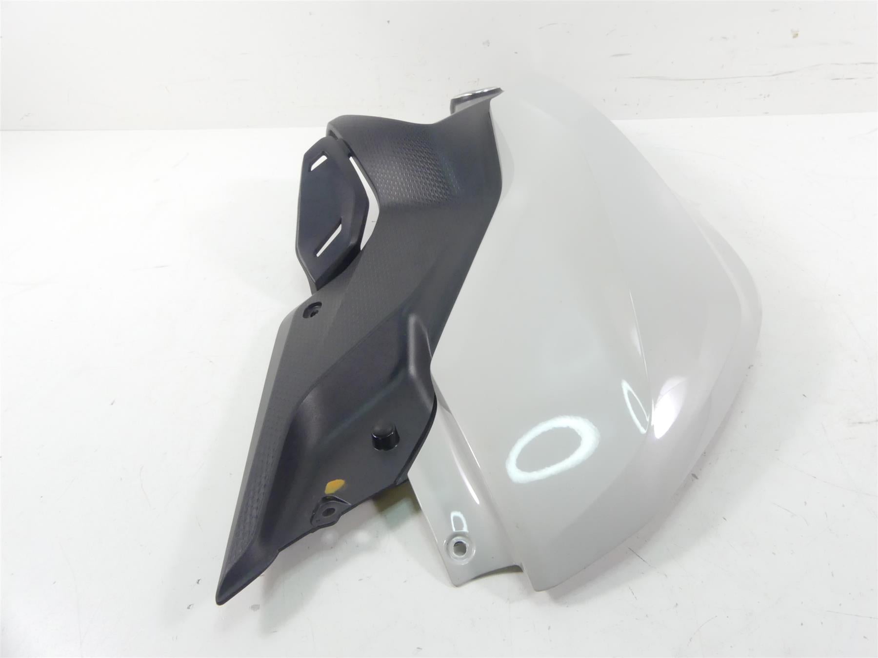 2016 BMW R1200RS K54 Fuel Tank Left Side Fairing Cover Cowl Set 46638545317 {{ shop.shopifyCountryName }} - Mototech271
