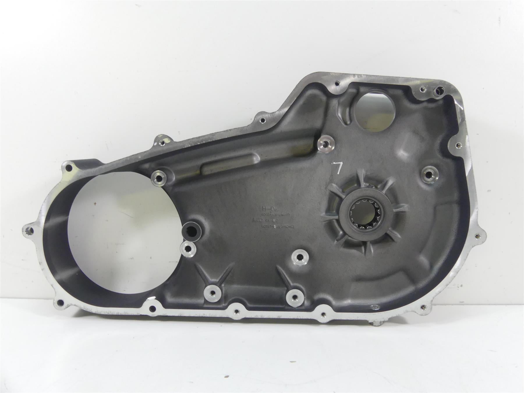 2009 Harley FXDF Dyna Fat Bob Inner Primary Drive Clutch Cover Mid Ctrl 60681-06 {{ shop.shopifyCountryName }} - Mototech271