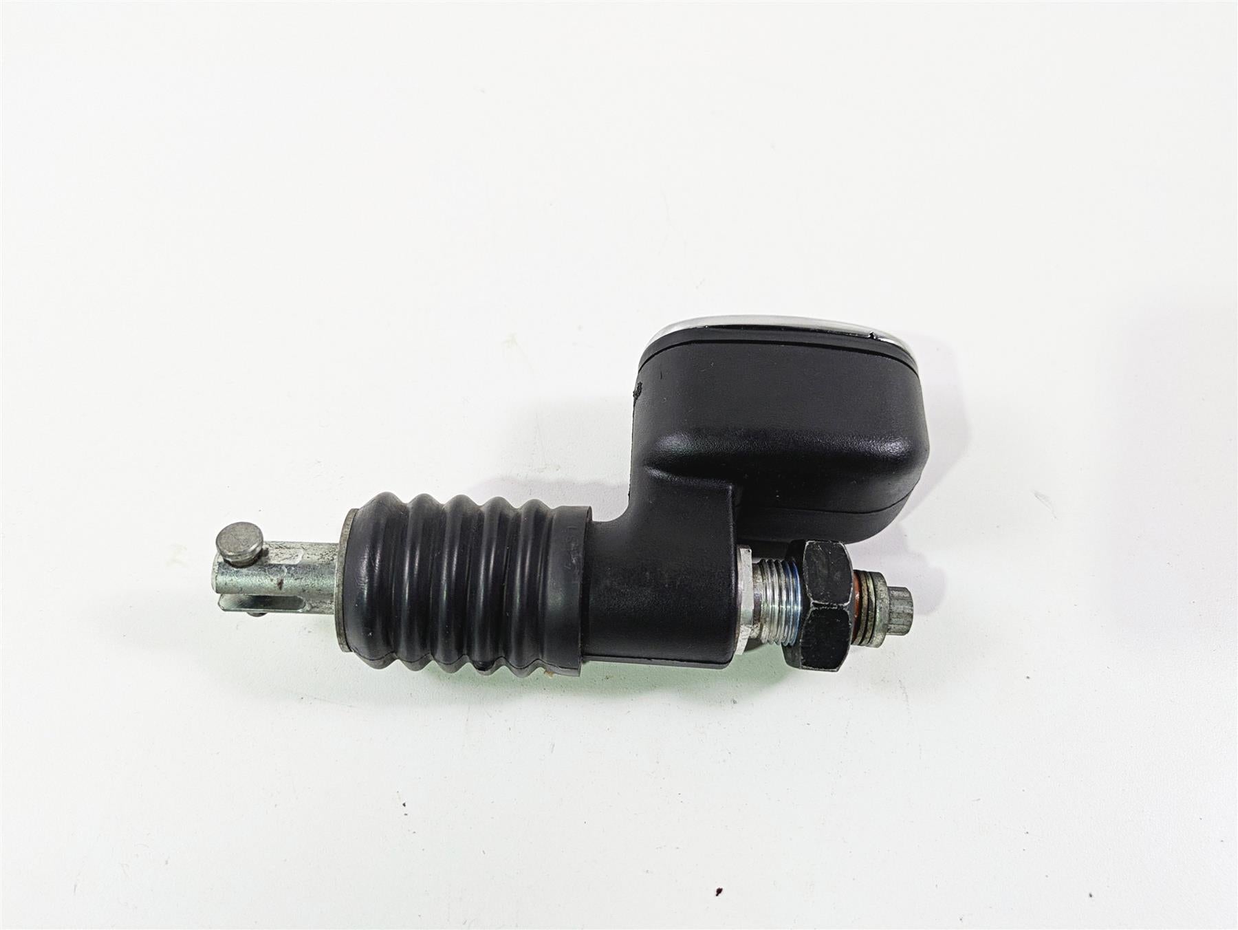 2008 Harley FXCWC Softail Rocker Rear Brake Master Cylinder 41767-05E {{ shop.shopifyCountryName }} - Mototech271