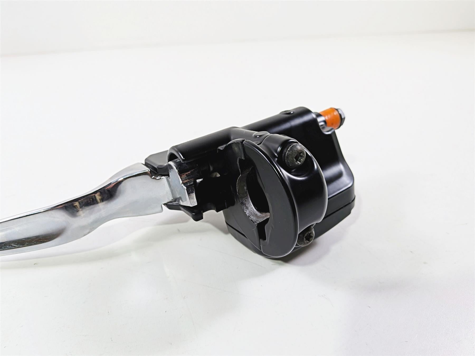 2016 Harley Touring FLHX Street Glide Front Brake Master Cylinder 44551-08F {{ shop.shopifyCountryName }} - Mototech271