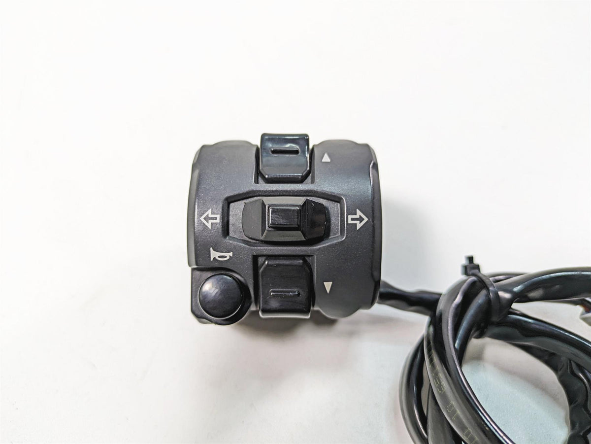 2011 Ducati Hypermotard 1100 Evo SP Left Hand Light Control Switch 65010091H {{ shop.shopifyCountryName }} - Mototech271
