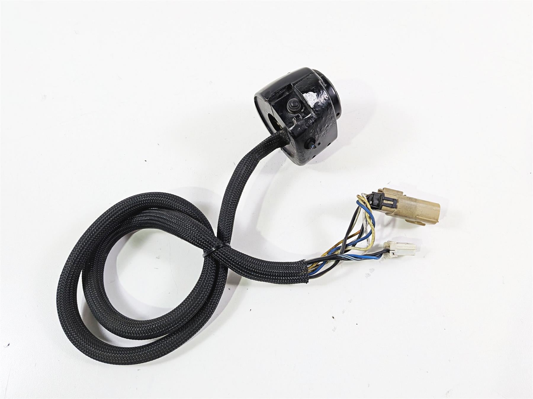 2007 Harley Dyna FXDB Street Bob Left Hand Control Switch - Read 71685-06A {{ shop.shopifyCountryName }} - Mototech271