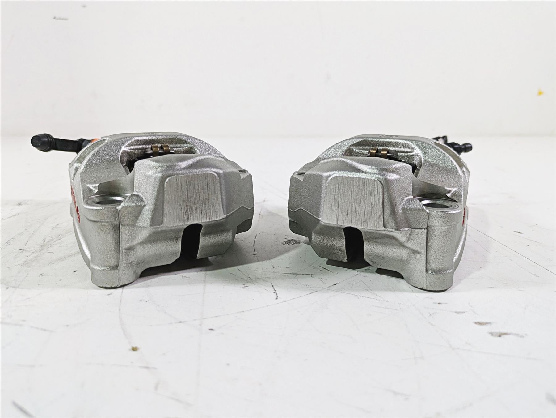 2020 Triumph Daytona 765 Moto2 Nice 100mm Brembo Front Brake Calipers T2028922 {{ shop.shopifyCountryName }} - Mototech271