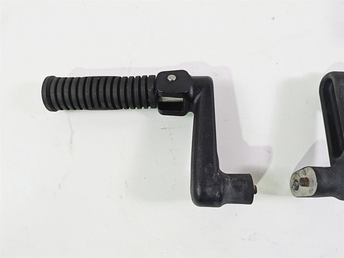 2018 Indian Springfield Dark Horse Rear Passenger Footpegs 5140869 {{ shop.shopifyCountryName }} - Mototech271