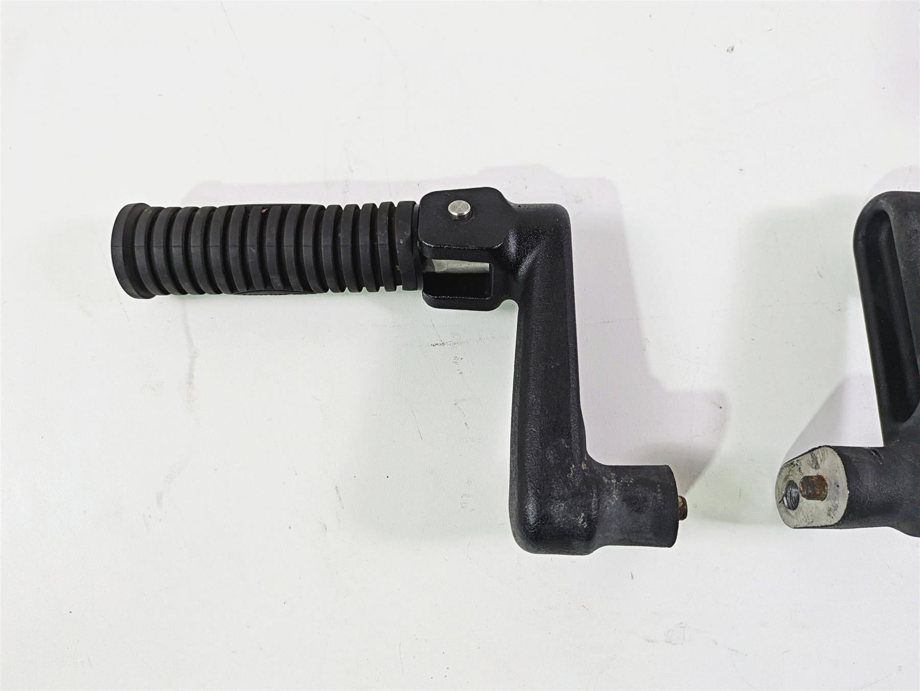 2018 Indian Springfield Dark Horse Rear Passenger Footpegs 5140869 {{ shop.shopifyCountryName }} - Mototech271