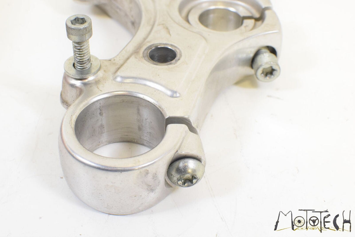 2008 Harley Sportster XL1200 LOW Upper Triple Tree Steering Clamp 45966-04 {{ shop.shopifyCountryName }} - Mototech271