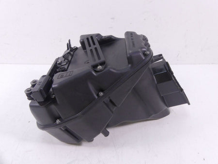 2009 Triumph Street Triple 675R Air Filter Cleaner Breather Box T2200492 {{ shop.shopifyCountryName }} - Mototech271