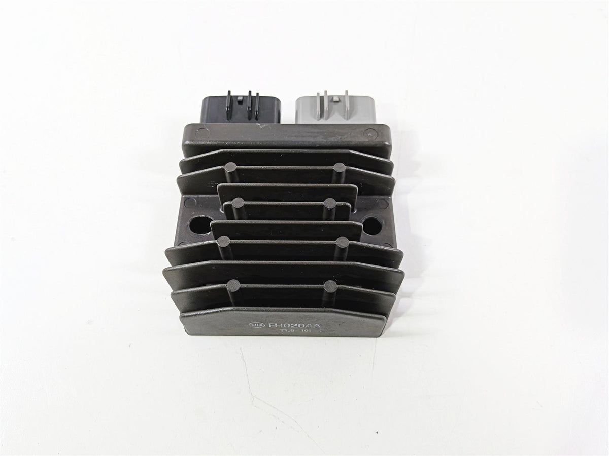 2022 Ducati Panigale V4 S V4S Rectifier Voltage Regulator 54040301B FH020AA-Mototech271