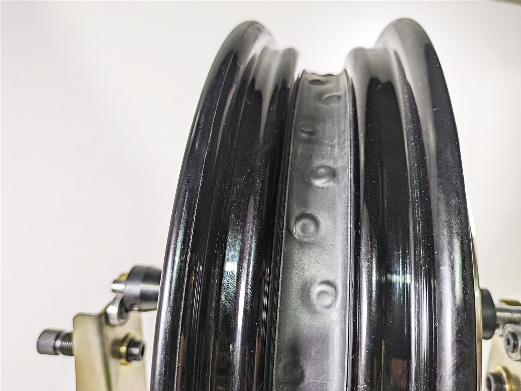 2019 Harley FLHCS Softail Heritage Straight 16x3 Rear Wheel Spoke Rim 40900488 {{ shop.shopifyCountryName }} - Mototech271