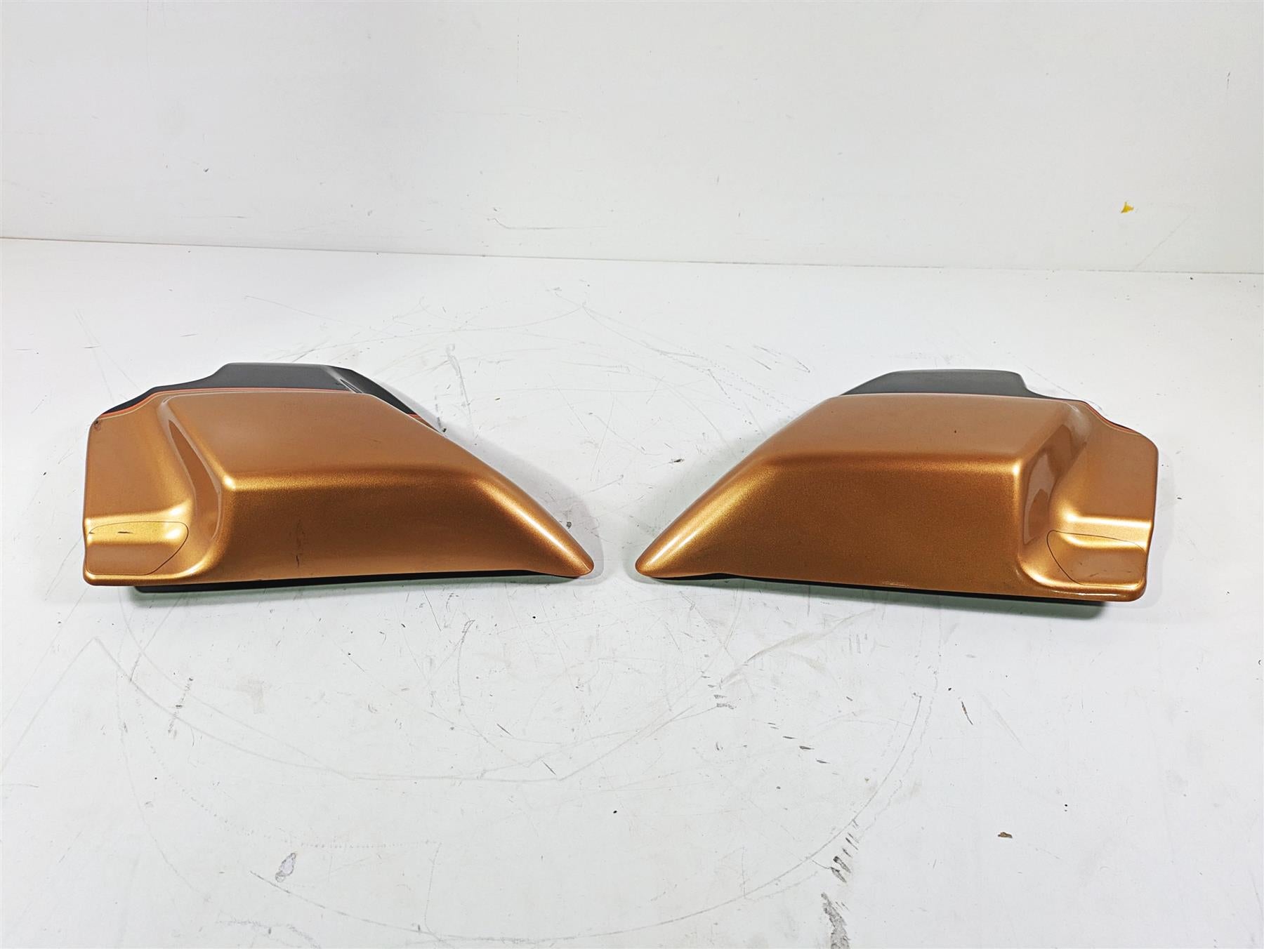 2008 Harley Touring FLHTCU E-Glide 105TH Side Cover Fairing Set 66250-97 {{ shop.shopifyCountryName }} - Mototech271