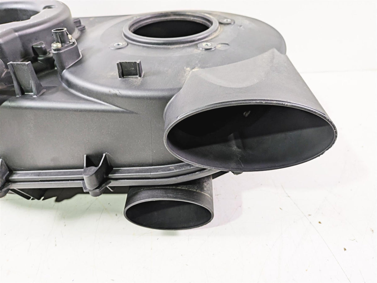 2023 Can Am Maverick X3 XMR Turbo RR Inner Outer Clutch Cover & Tubes 420212609 {{ shop.shopifyCountryName }} - Mototech271