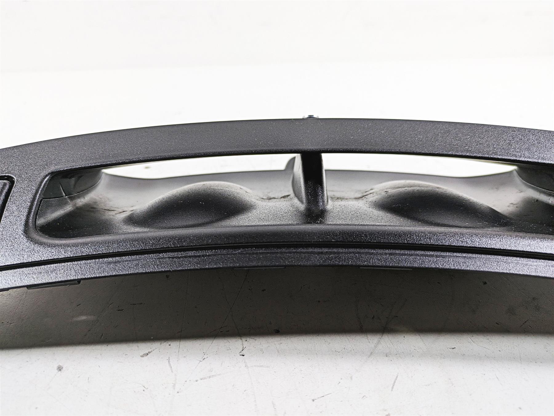 2015 Harley Touring FLHXS Street Glide Front Air Duct Inlet Vent 29200038 {{ shop.shopifyCountryName }} - Mototech271