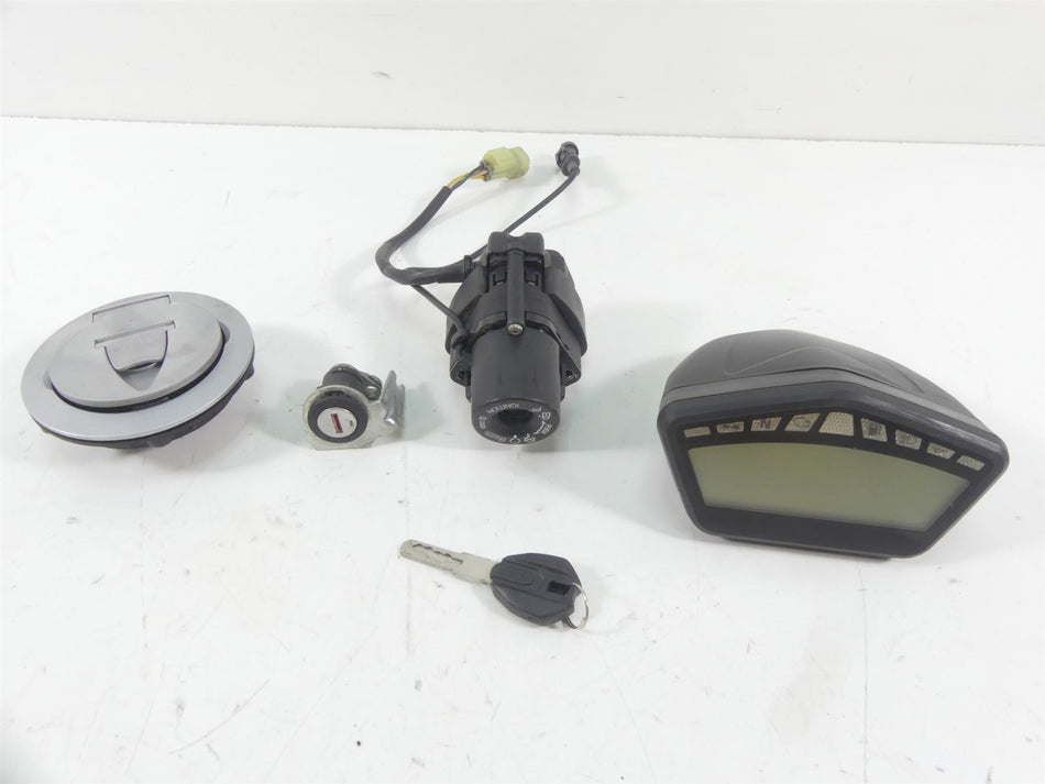 2013 Ducati Streetfighter 848 Gauges Ignition Switch Key Lock Set -15K 40610972B {{ shop.shopifyCountryName }} - Mototech271