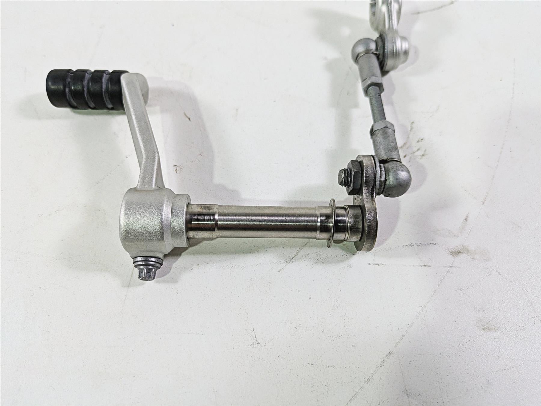 2014 BMW R nine T R9T K21 Shifter Shift Lever Pedal Peg & Linkage 23417671065 {{ shop.shopifyCountryName }} - Mototech271