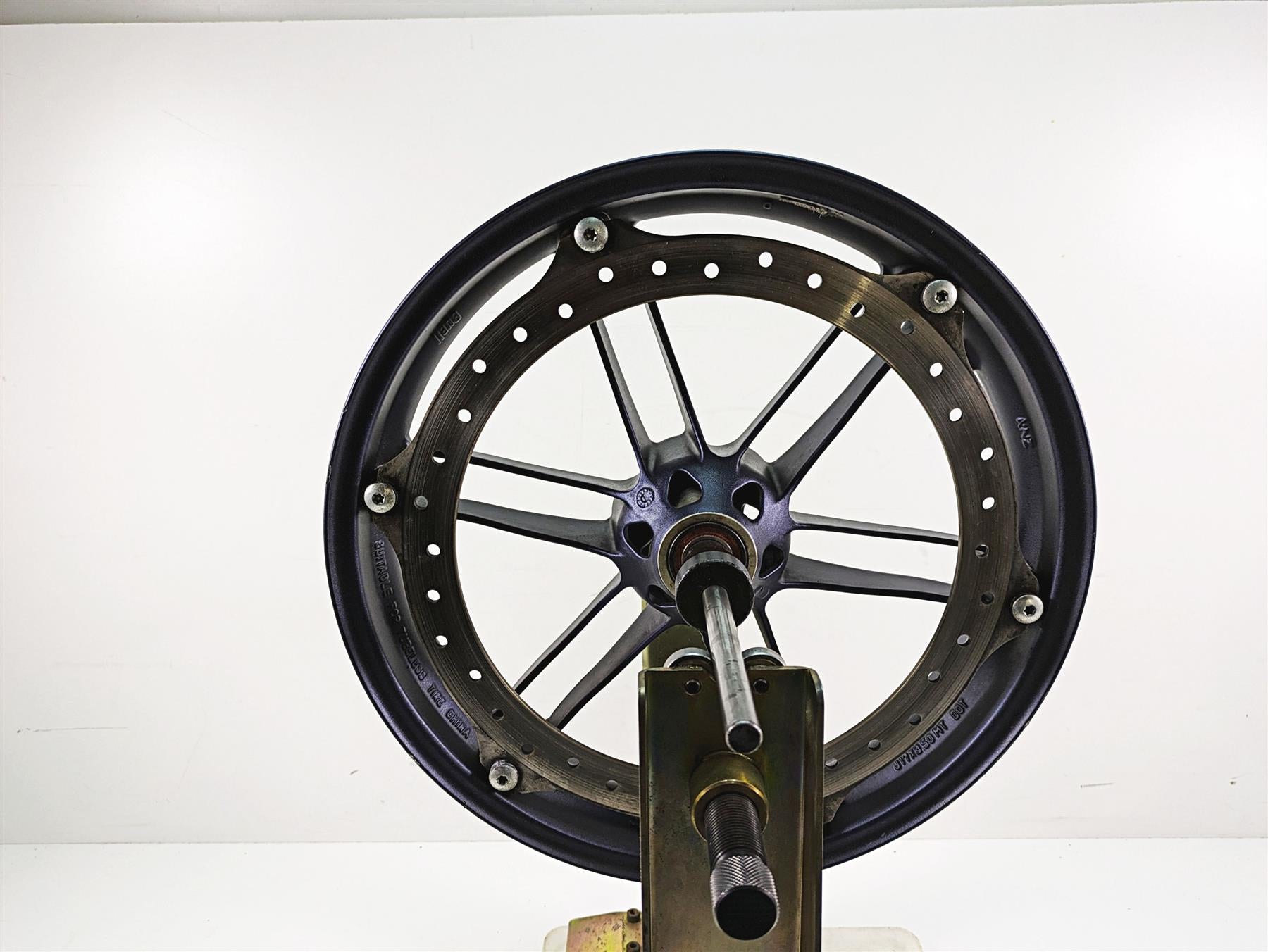 2008 Buell 1125 R Straight 17x3.5 Front Wheel Rim & Rotor G0110.02A8AYCR {{ shop.shopifyCountryName }} - Mototech271