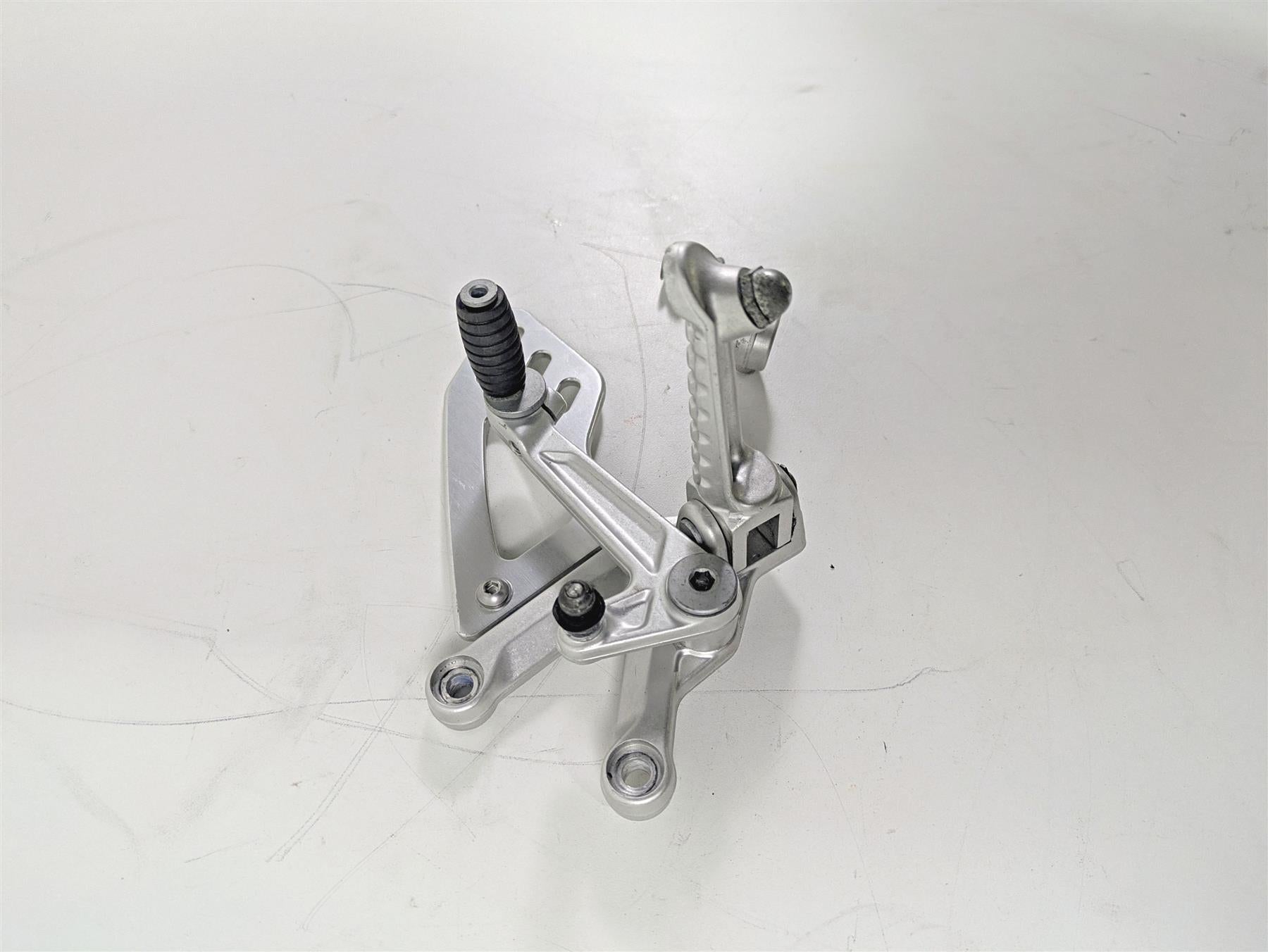 2017 Aprilia RSV 1100 Tuono V4 Factory Left Front Footpeg Shifter Set 897829 {{ shop.shopifyCountryName }} - Mototech271