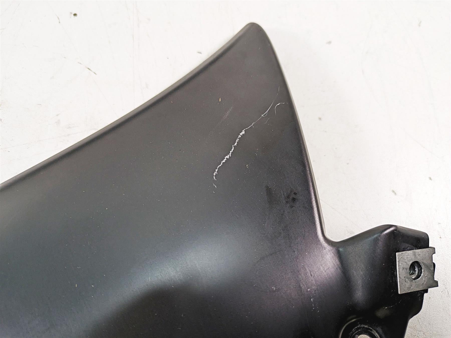 2007 BMW R1200GS K255 Adv Between Leg Side Cover Set 46637698234 46637727269 {{ shop.shopifyCountryName }} - Mototech271