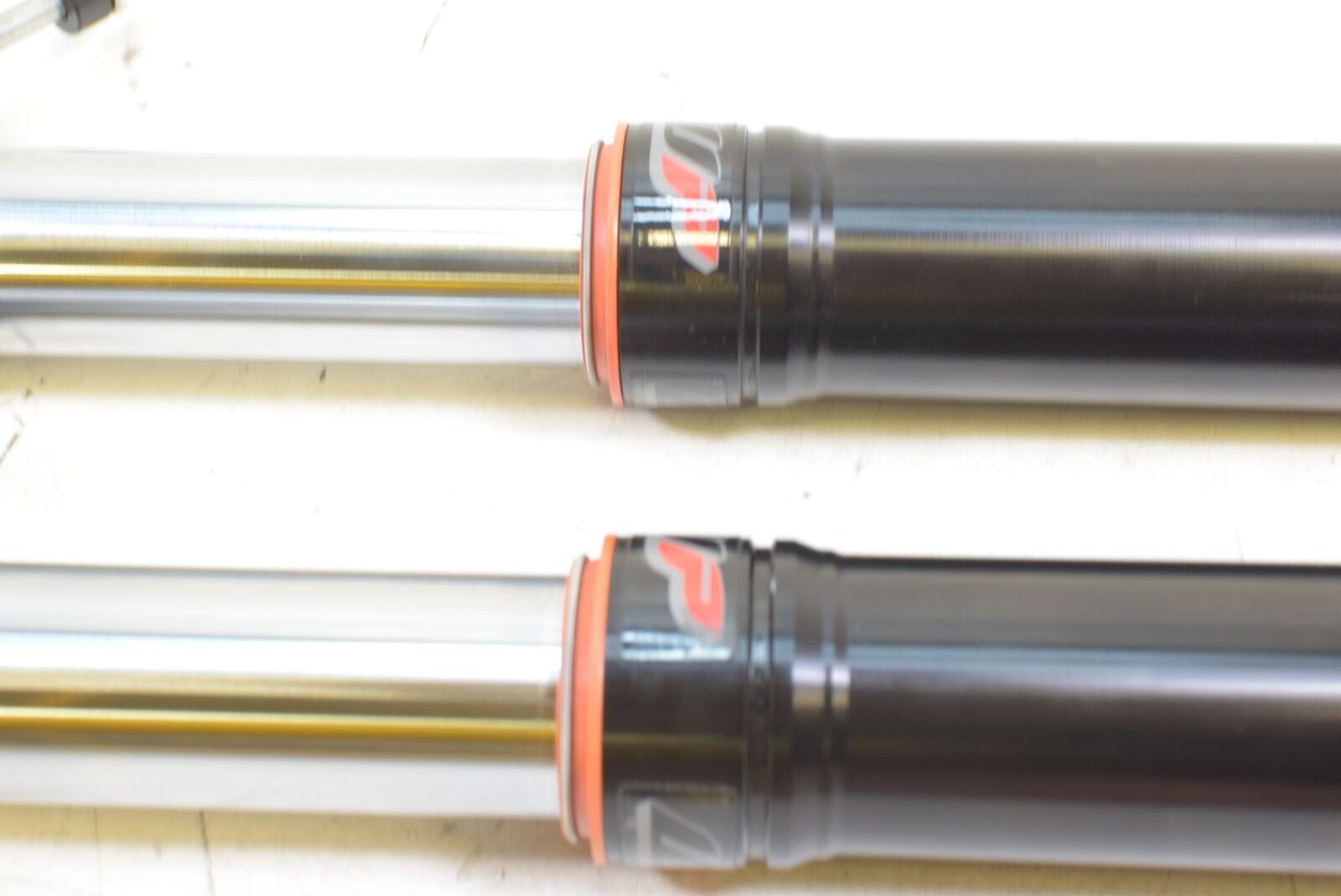 2017 KTM Duke 390 WP White Power Front Fork Leg Set 93001007033 93001006033 {{ shop.shopifyCountryName }} - Mototech271