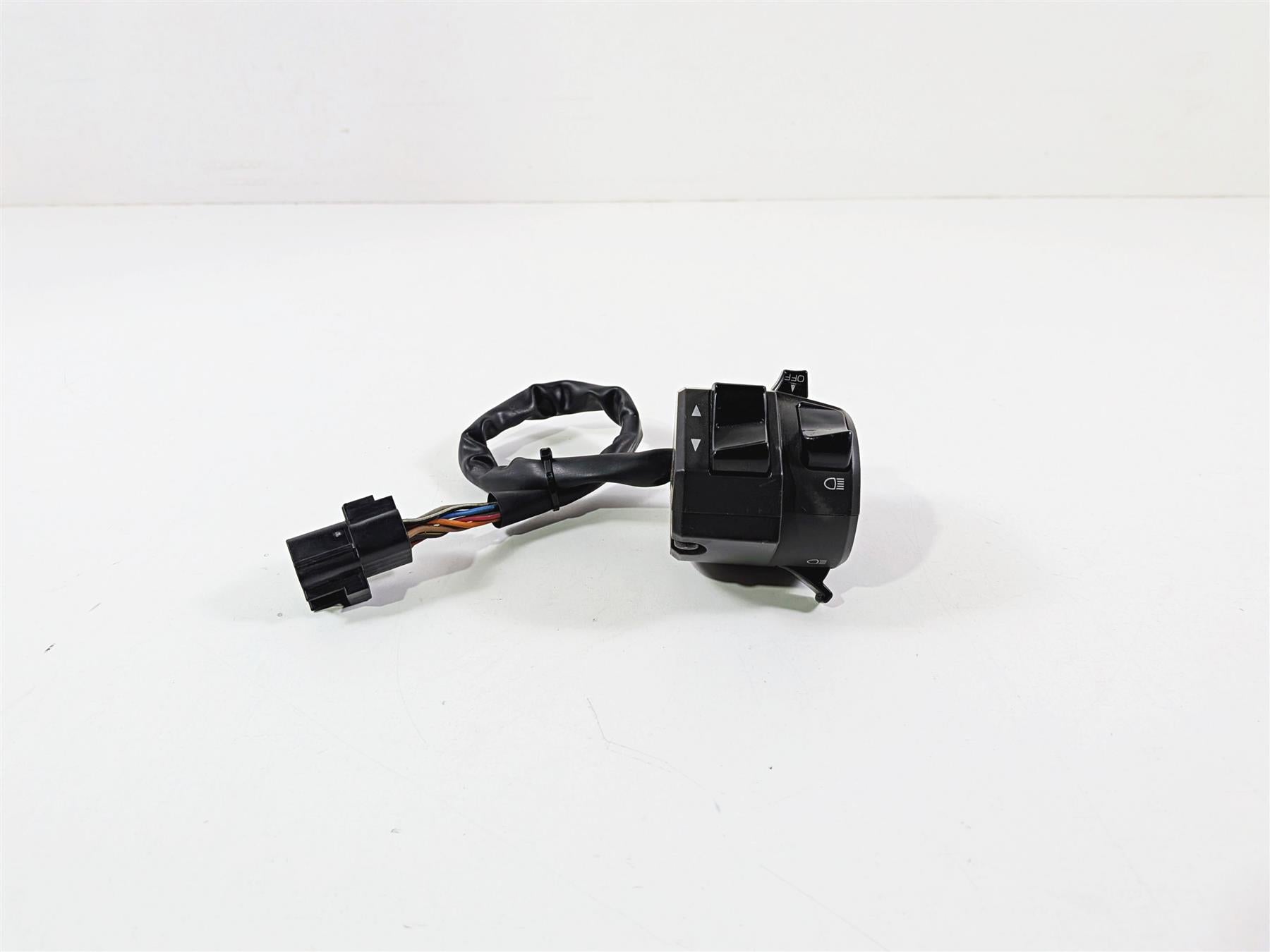 2008 Ducati 1098 SBK Left Hand Turn Signal Control Switch 65110041A-Mototech271