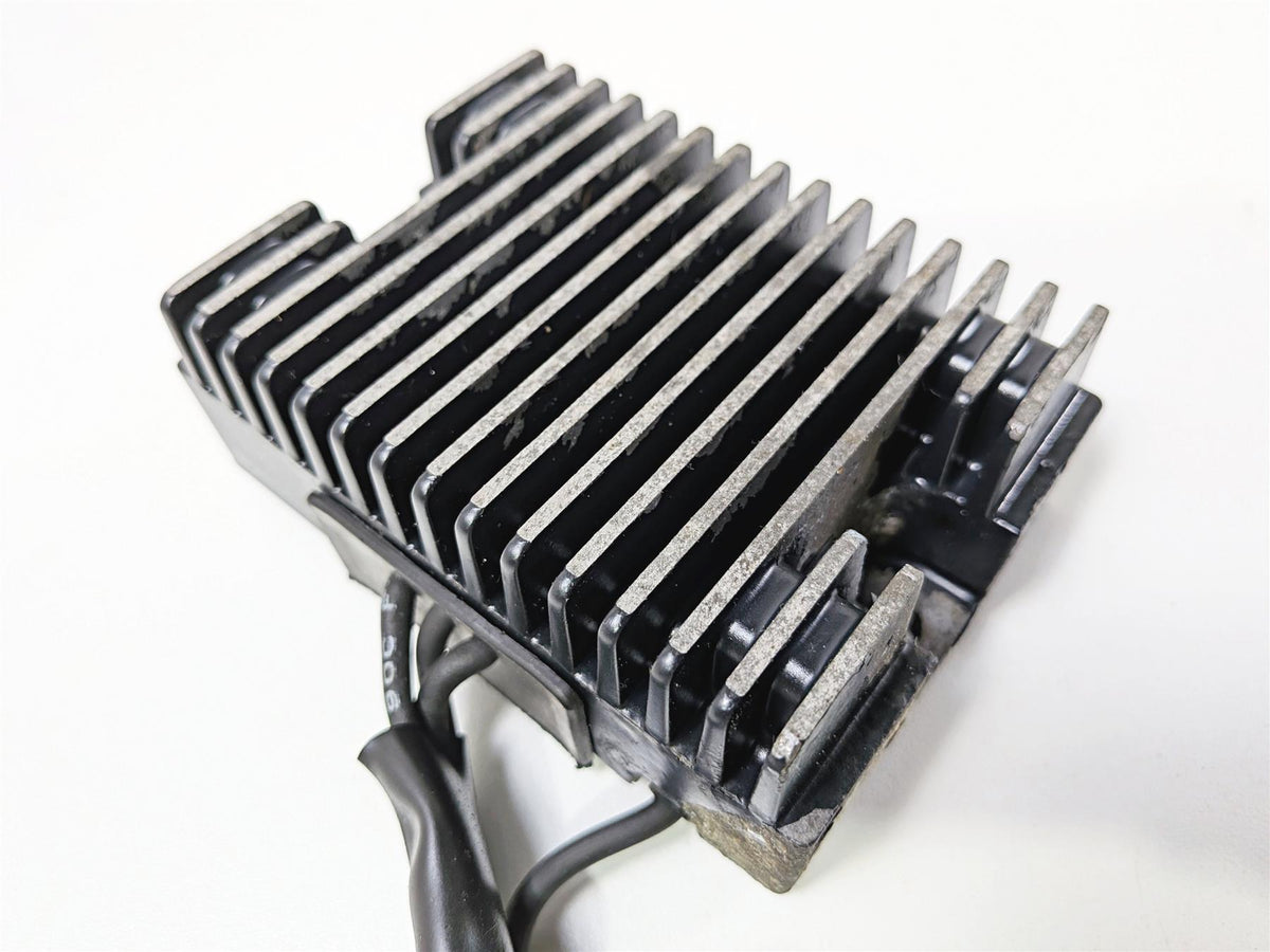 2006 Harley Sportster XL883 Low Rectifier Voltage Regulator 74523-04 {{ shop.shopifyCountryName }} - Mototech271