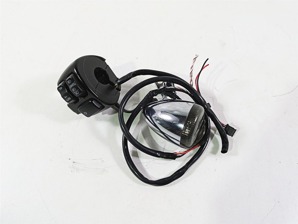 2014 Harley FXDL Dyna Low Rider Left Hand Control Switch Blinker - Read 72945-12 {{ shop.shopifyCountryName }} - Mototech271