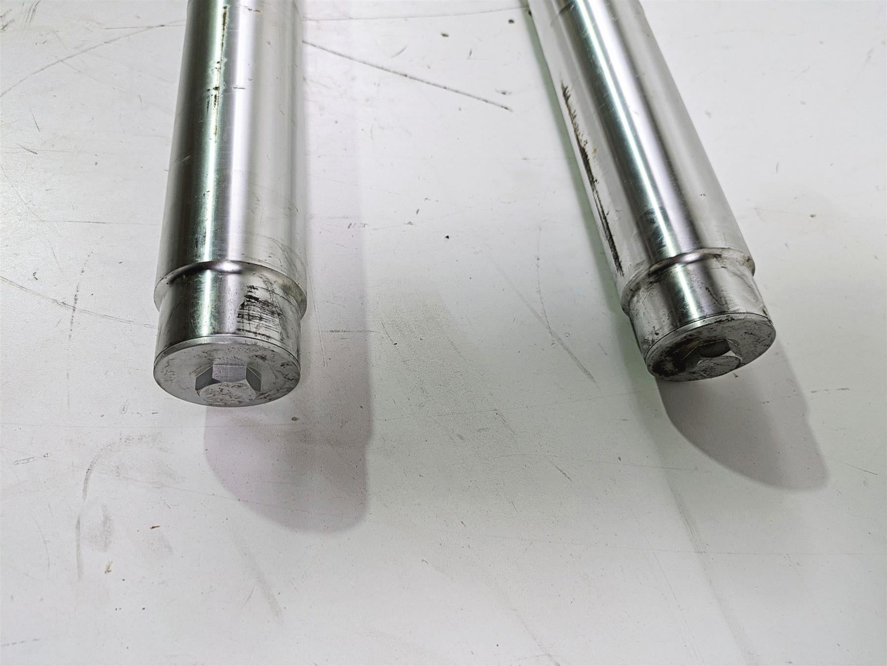 2004 Victory Kingpin Straight Front Fork Leg Damper Set 2202682 2202683 {{ shop.shopifyCountryName }} - Mototech271